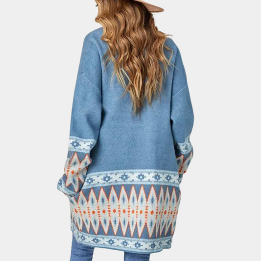 Trendige Damenstrickjacke im Boho-Stil für einen unbeschwerten Look