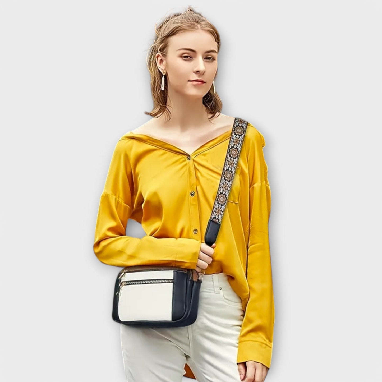 Lora. - Crossbody Tasche aus veganem Leder