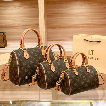 Damen Kissen Handtasche Vintage Floral. Modische und stilvolle Tasche