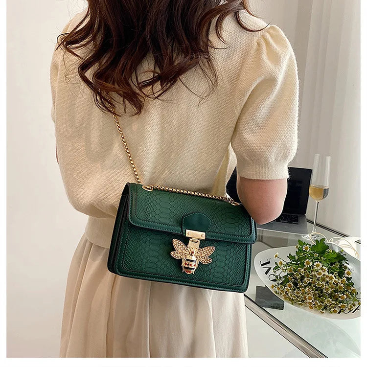 Luxuriöse Crooobody Handtasche. Bienenverschluss Tote Lässig Klappe. Krokodilprint Handtasche