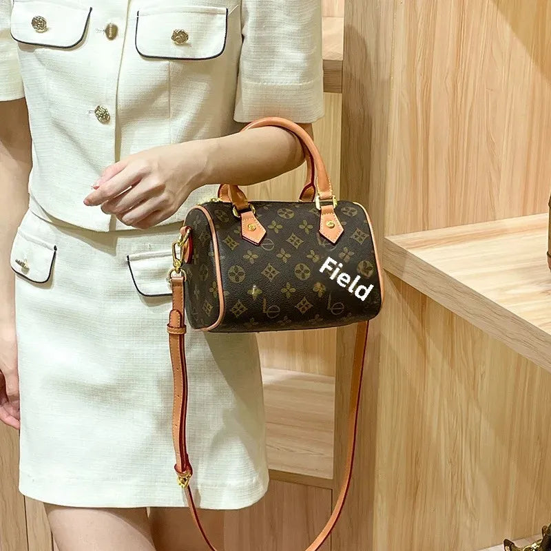 Damen Kissen Handtasche Vintage Floral. Modische und stilvolle Tasche