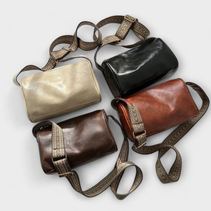 Lora. - Vintage Umhängetasche