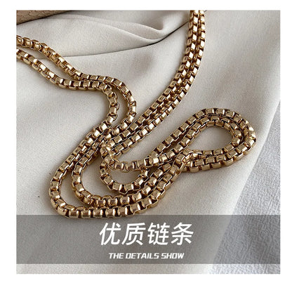 Luxuriöse Crooobody Handtasche. Bienenverschluss Tote Lässig Klappe. Krokodilprint Handtasche