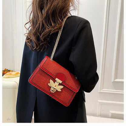 Luxuriöse Crooobody Handtasche. Bienenverschluss Tote Lässig Klappe. Krokodilprint Handtasche