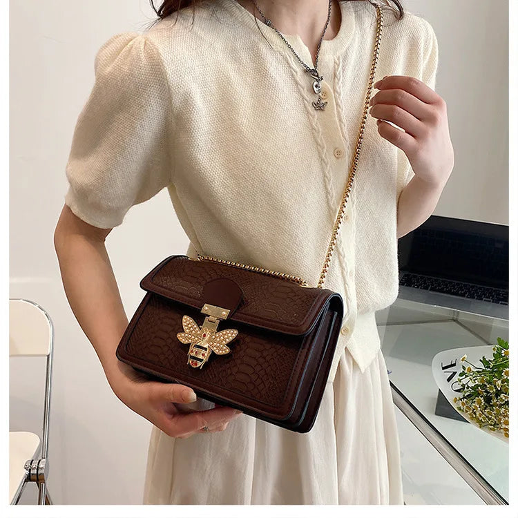 Luxuriöse Crooobody Handtasche. Bienenverschluss Tote Lässig Klappe. Krokodilprint Handtasche