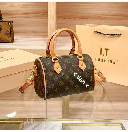 Damen Kissen Handtasche Vintage Floral. Modische und stilvolle Tasche