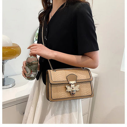 Luxuriöse Crooobody Handtasche. Bienenverschluss Tote Lässig Klappe. Krokodilprint Handtasche